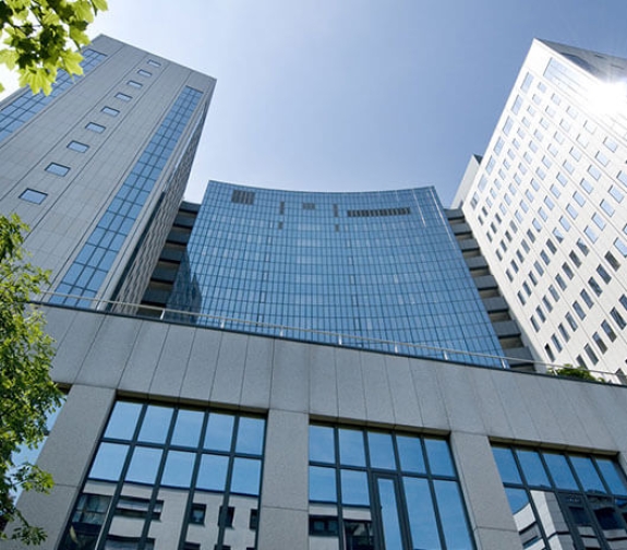 Agendis Business Center, Theodor-Heuss-Allee, 60486 Frankfurt am Main